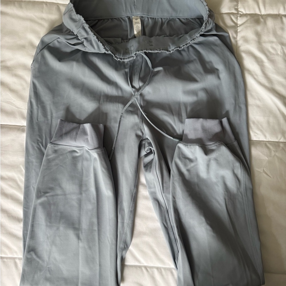 Women’s Lululemon Gray Jogger Pants